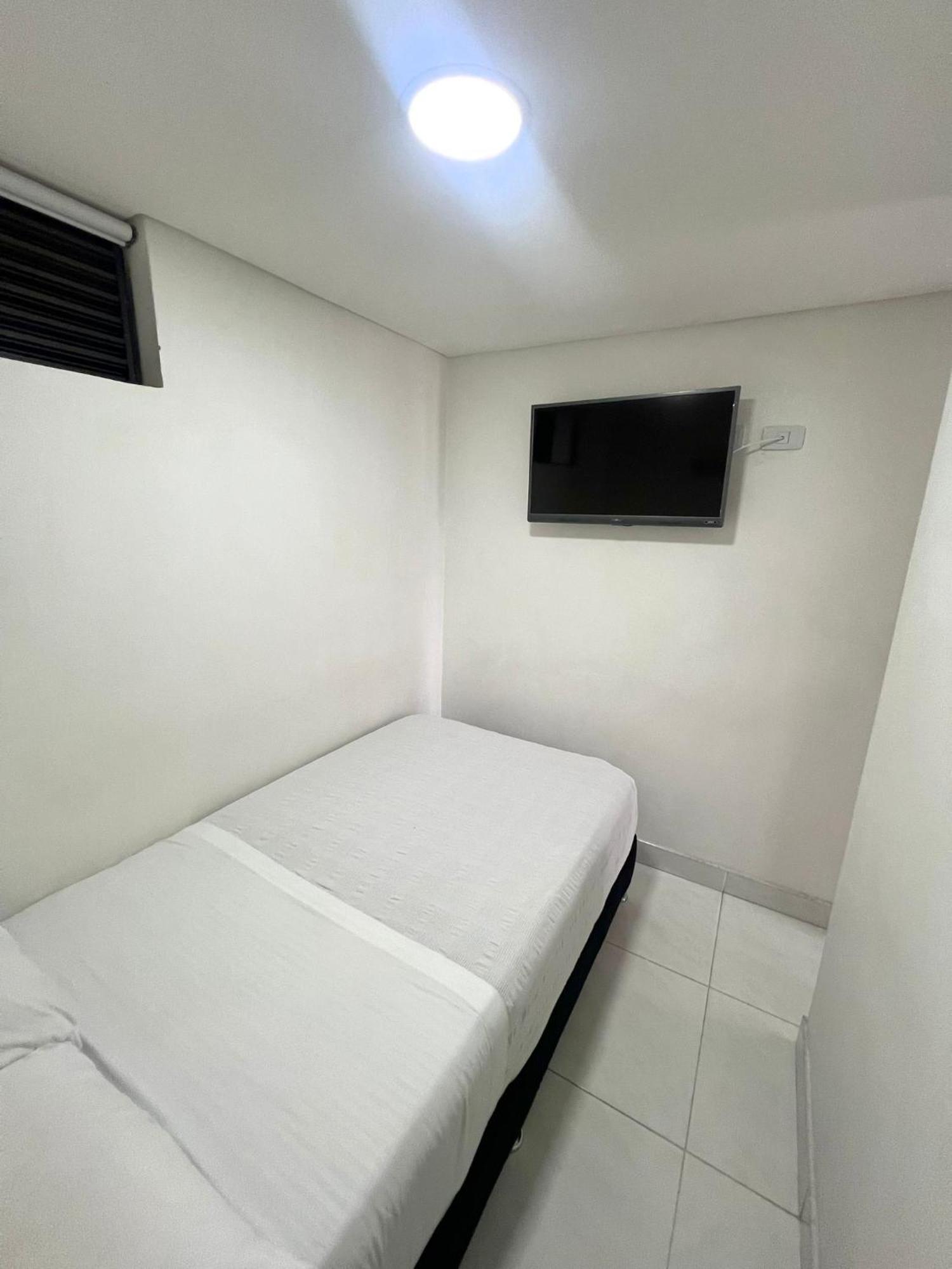 Hotel Adel Manizales Bagian luar foto