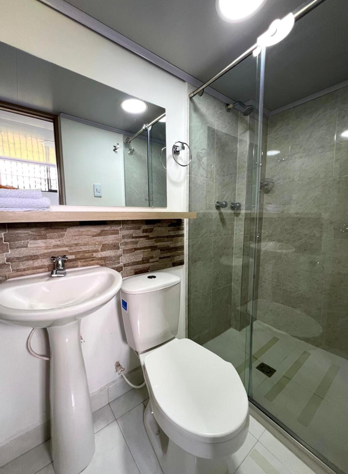 Hotel Adel Manizales Bagian luar foto